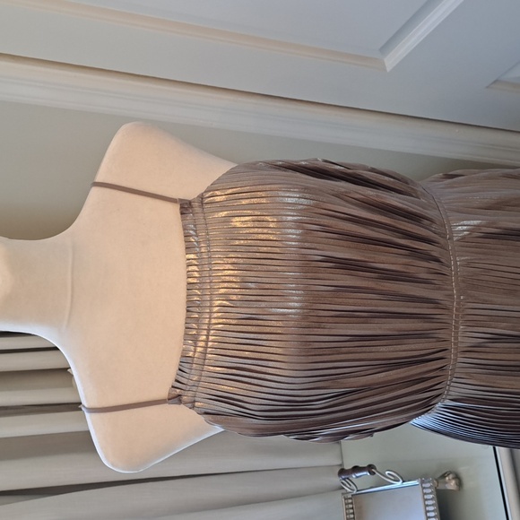 NWOT Banana Republic Womens Silver Metallic Pleated Midi Dress‎ Sz. 6 - Picture 2 of 8